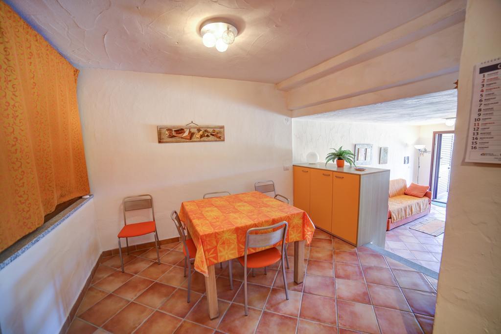 Delia Apartments سان تيودورو المظهر الخارجي الصورة