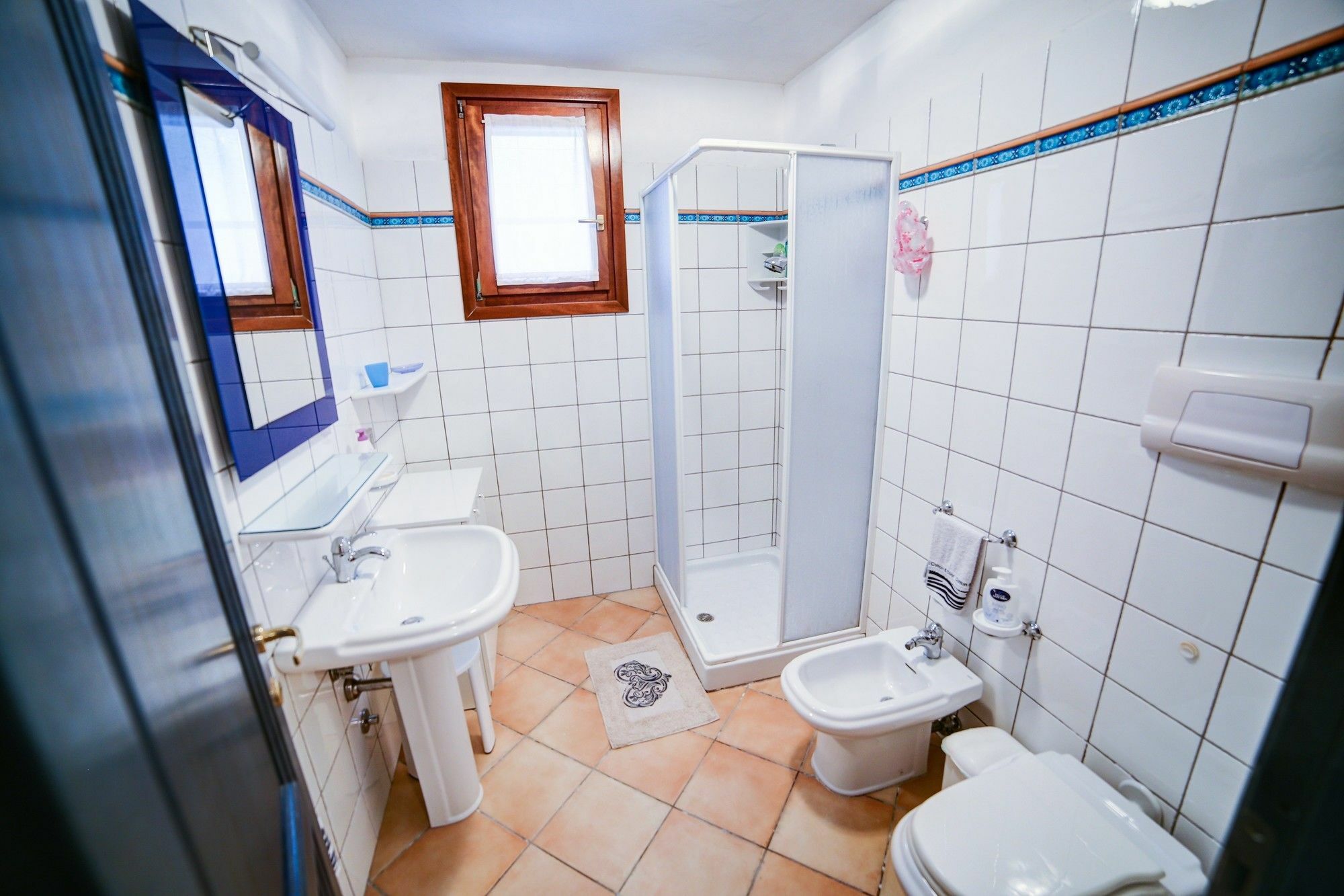 Delia Apartments سان تيودورو المظهر الخارجي الصورة
